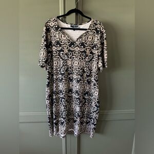 Karen Scott Black, Grey and White Dress